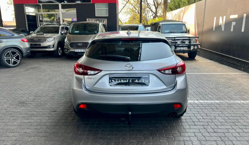 
								Mazda 3 1.6 Dynamic 5-Door full									