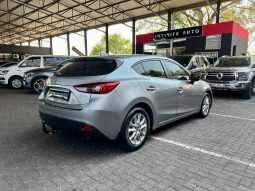 
										Mazda 3 1.6 Dynamic 5-Door full									