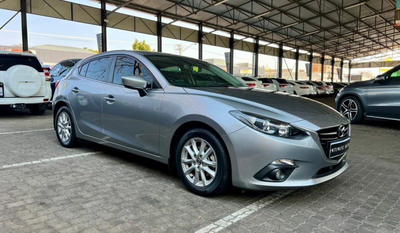 
								Mazda 3 1.6 Dynamic 5-Door full									