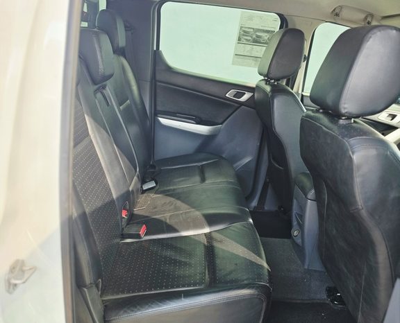 
								Mazda Bt-50 3.2 Hr D/cab Sle 4X2 (lrd) full									