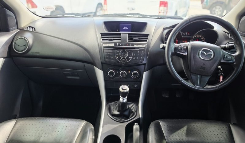 
								Mazda Bt-50 3.2 Hr D/cab Sle 4X2 (lrd) full									