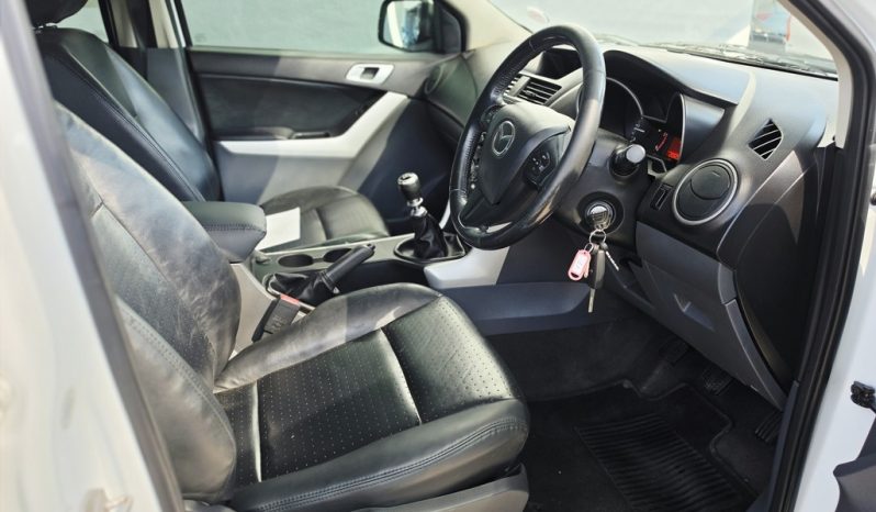 
								Mazda Bt-50 3.2 Hr D/cab Sle 4X2 (lrd) full									