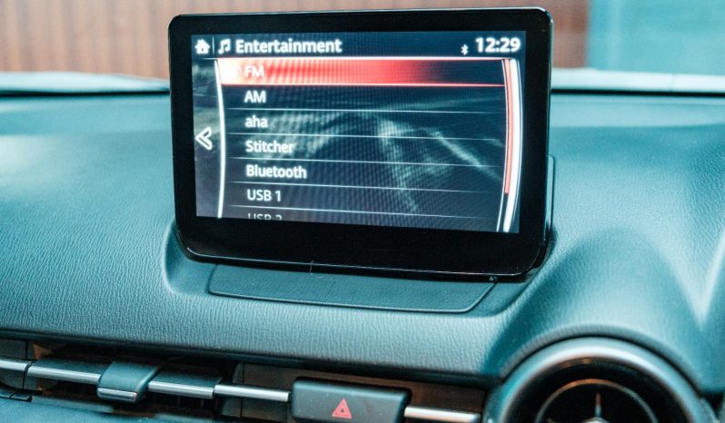 
								Mazda CX-3 2.0 Dynamic At full									