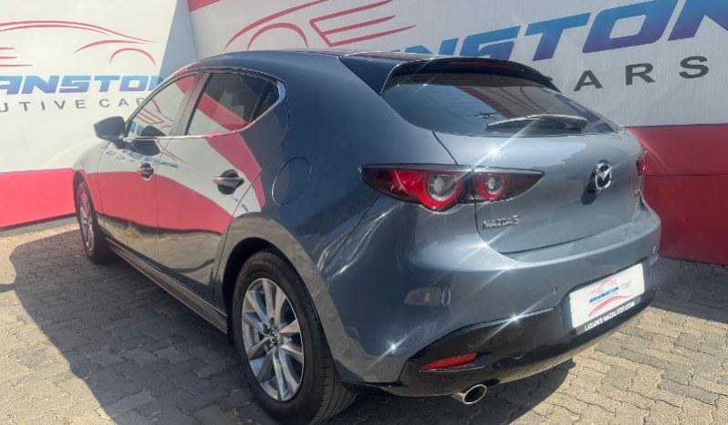 
								Mazda Mazda3 Hatch 1.5 Dynamic At full									