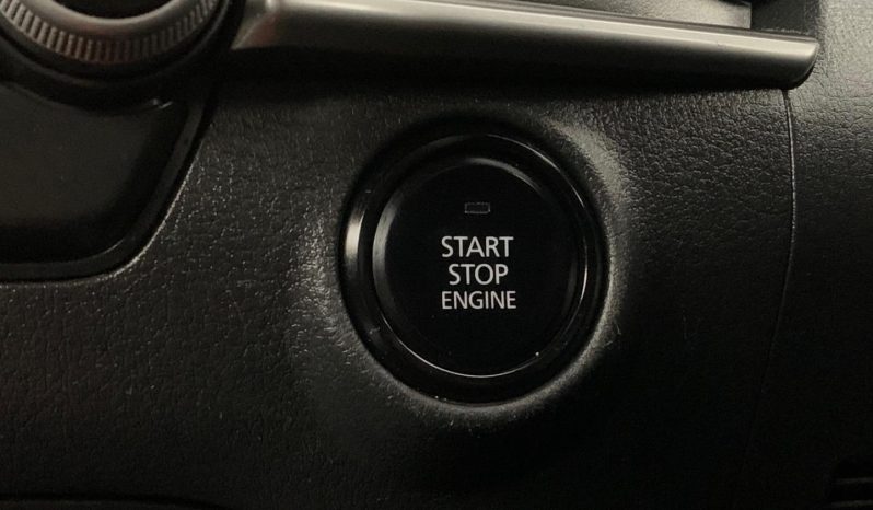 
								Mazda Mazda3 Hatch 1.5 Dynamic At full									