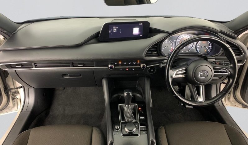 
								Mazda Mazda3 Hatch 1.5 Dynamic At full									