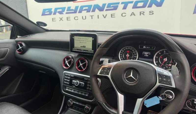
								Mercedes Benz A-Class A 45 Amg 4-Matic Speedshift 7G-Dct full									