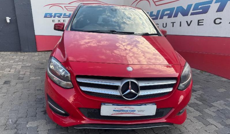 
								Mercedes Benz B-Class 200 Blueefficiency 7G-Dct full									