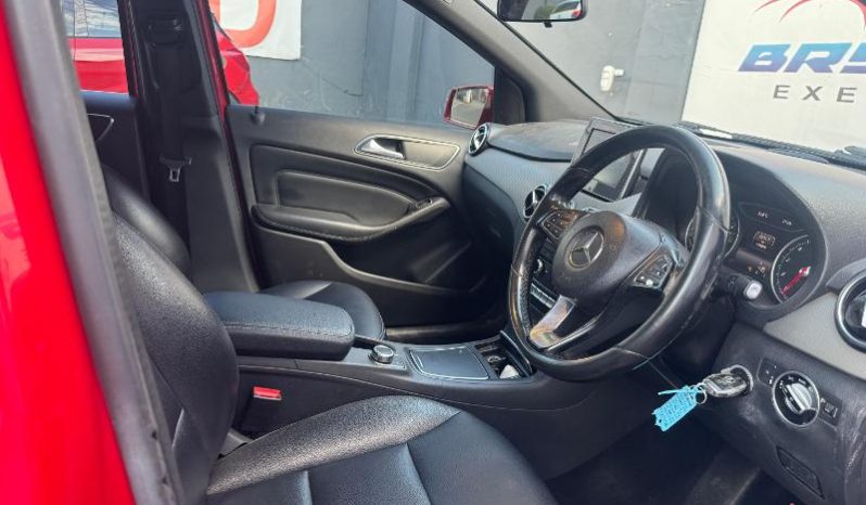 
								Mercedes Benz B-Class 200 Blueefficiency 7G-Dct full									