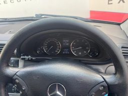 
										Mercedes Benz C-Class Sedan 200 K Classic Touchshift full									