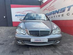 
										Mercedes Benz C-Class Sedan 200 K Classic Touchshift full									