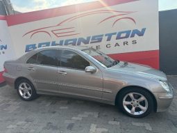 
										Mercedes Benz C-Class Sedan 200 K Classic Touchshift full									