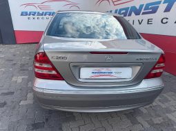 
										Mercedes Benz C-Class Sedan 200 K Classic Touchshift full									