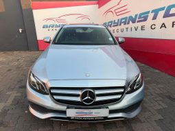 
										Mercedes Benz E-Class Sedan E 200 Avantgarde 7G-Tronic full									