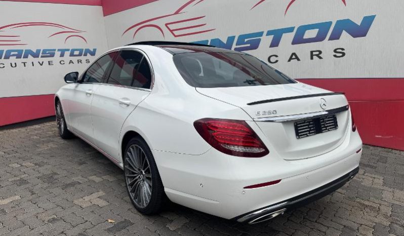 
								Mercedes Benz E-Class Sedan E 250 Avantgarde 7G-Tronic full									