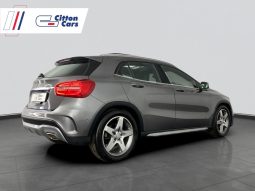 
										Mercedes Benz Gla Gla 200 7G-Dct full									