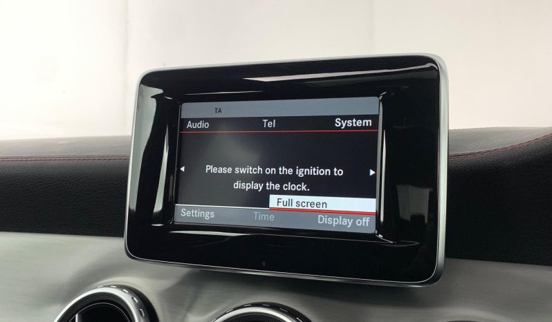 
								Mercedes Benz Gla Gla 200 7G-Dct full									