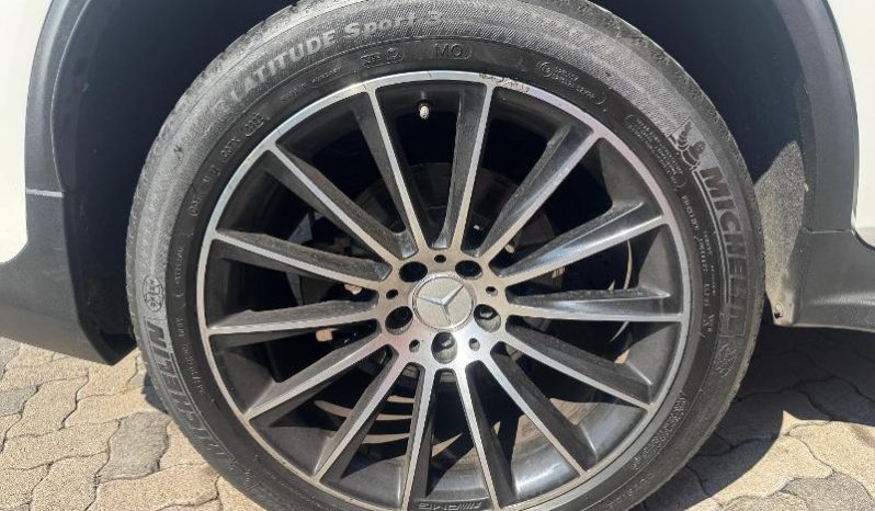 
								Mercedes Benz Glc Mercedes-Amg 43 9G-Tronic full									