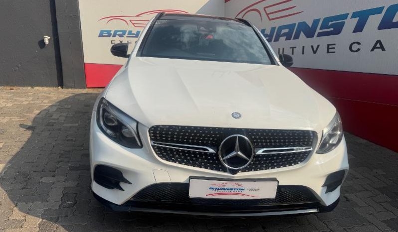 
								Mercedes Benz Glc Mercedes-Amg 43 9G-Tronic full									