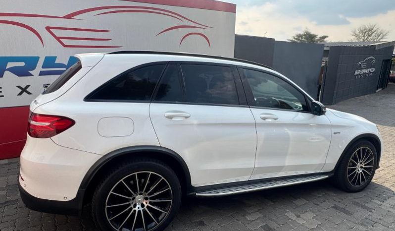 
								Mercedes Benz Glc Mercedes-Amg 43 9G-Tronic full									