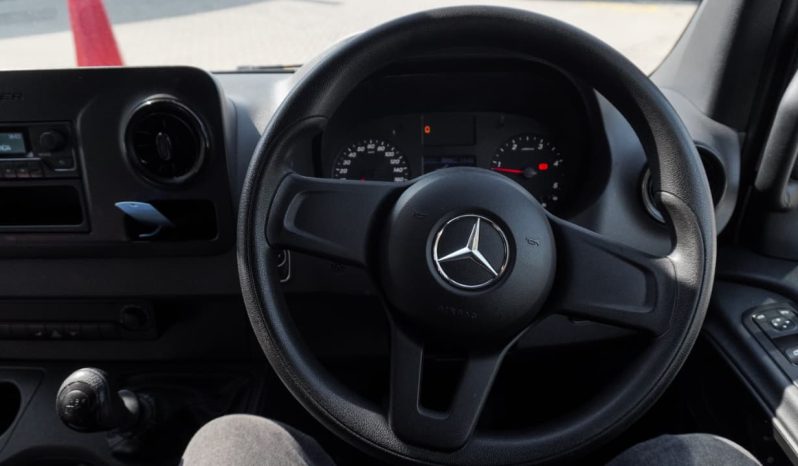 
								Mercedes-Benz Sprinter 517 2.0 CDI XL PV full									