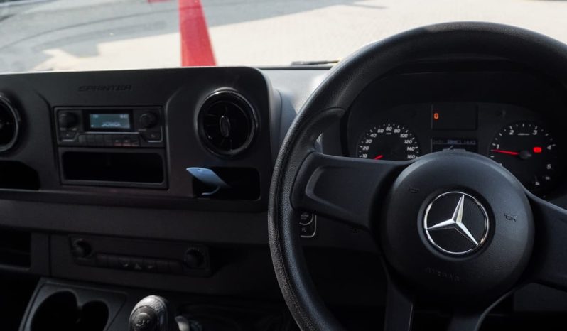 
								Mercedes-Benz Sprinter 517 2.0 CDI XL PV full									
