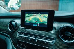 
										Mercedes Benz V-Class 220 D Avantgarde full									