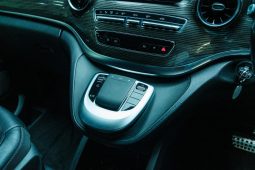 
										Mercedes Benz V-Class 220 D Avantgarde full									