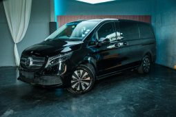 
										Mercedes Benz V-Class 220 D Avantgarde full									