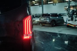 
										Mercedes Benz V-Class 220 D Avantgarde full									