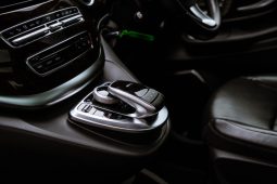 
										Mercedes-Benz V-Class V250d Avantgarde full									