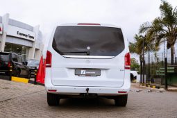 
										Mercedes-Benz V-Class V250d Avantgarde full									