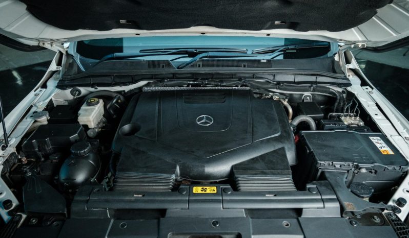 
								Mercedes Benz X-Class 350d V6 4X4 D/cab Power At full									
