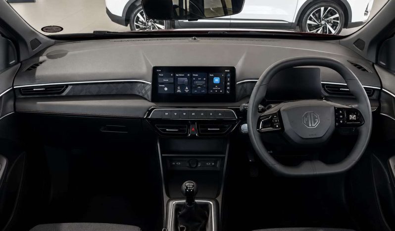 
								MG MG3 MG3 1.5 COMFORT full									