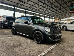 
										MINI Hatch Cooper S full									