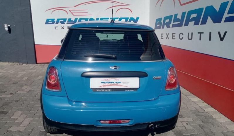 
								MINI One One full									