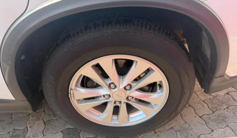 
								Mitsubishi Asx 2.0 Es Cvt full									