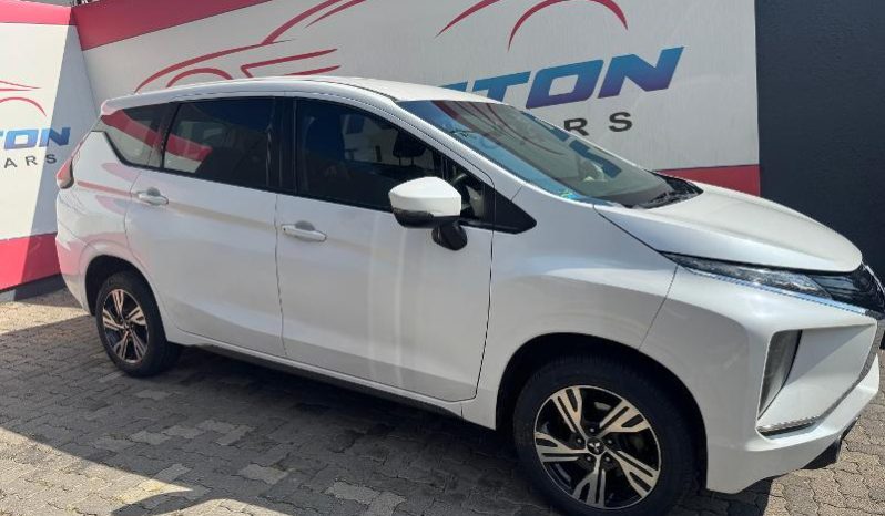 
								Mitsubishi Xpander 1.5 At full									