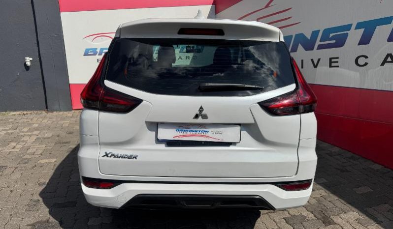 
								Mitsubishi Xpander 1.5 At full									
