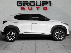 Nissan Magnite 1.0 Acenta Cvt Oled