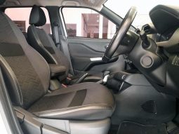 
										Nissan Magnite 1.0 Acenta Cvt Oled full									