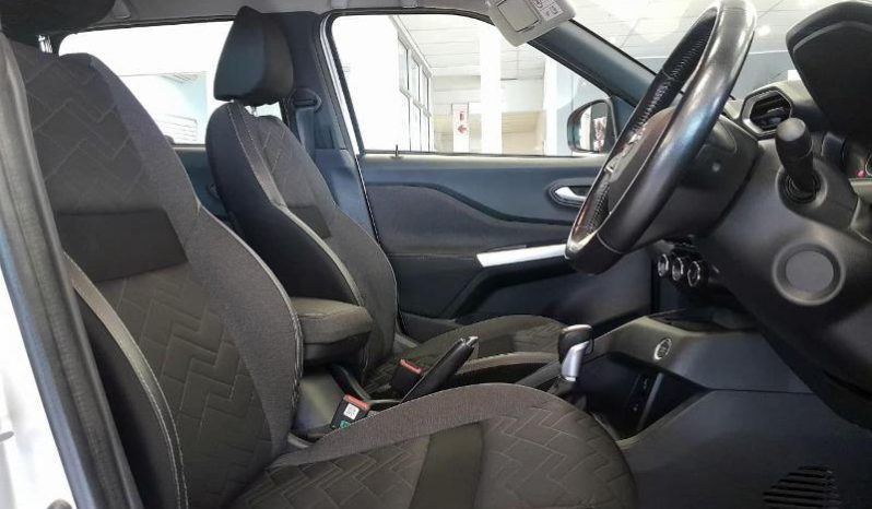 
								Nissan Magnite 1.0 Acenta Plus Cvt Oled full									