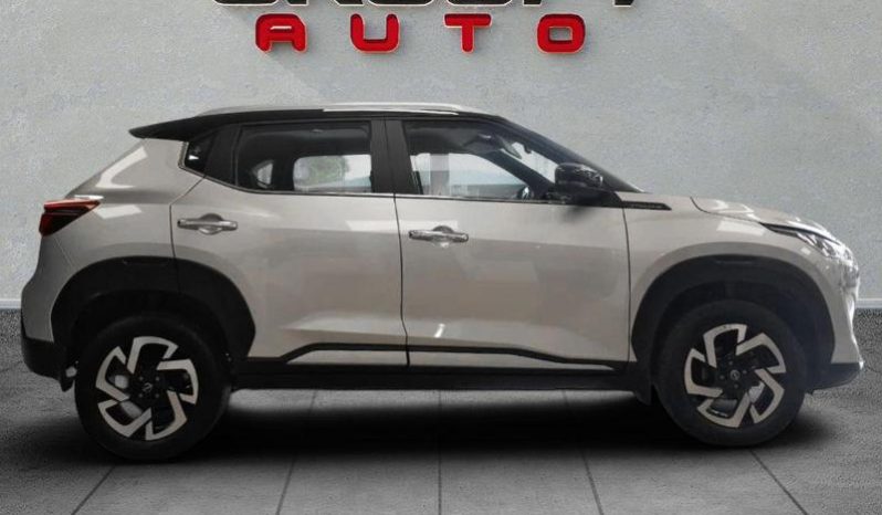 
								Nissan Magnite 1.0 Acenta Plus Cvt Oled full									