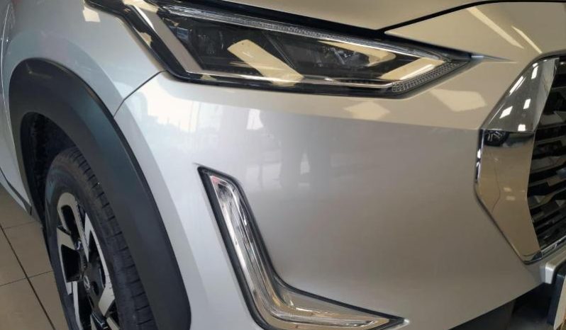 
								Nissan Magnite 1.0 Acenta Plus Cvt Oled full									