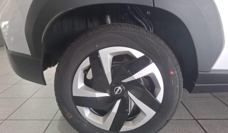 
								Nissan Magnite 1.0T Visia full									