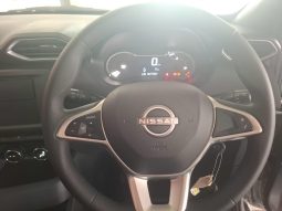 
										Nissan Magnite 1.0T Visia full									