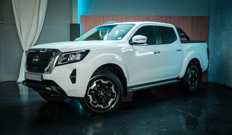 
								Nissan Navara 2.5D Le 4X4 D Cab At full									