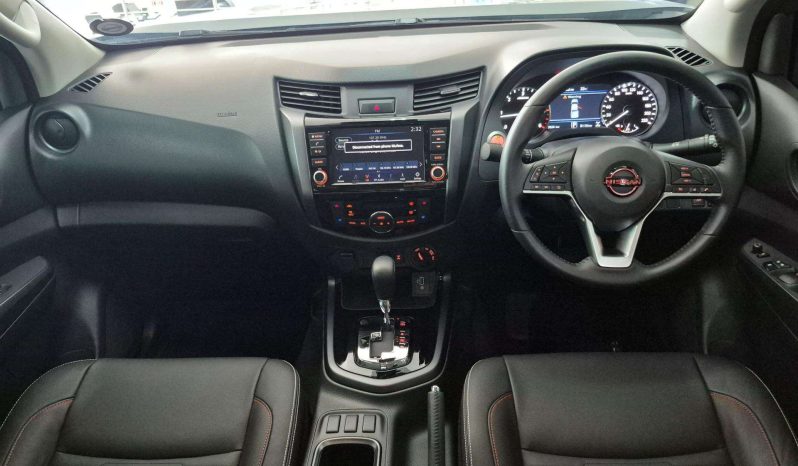 
								Nissan Navara 22D23 2.5D WARRIOR PRO-4X 4X4 AT DC full									