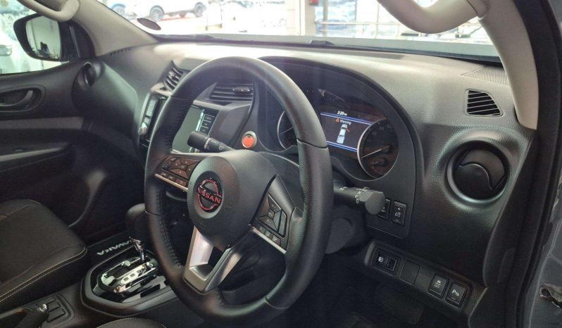 
								Nissan Navara 22D23 2.5D WARRIOR PRO-4X 4X4 AT DC full									