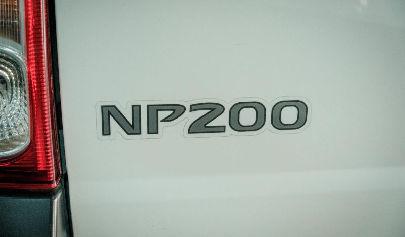 
								Nissan NP200 1.6 8V Ac Safety Pack full									